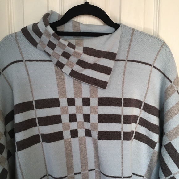 Fun Sport Oversized Plaid Sweater Pastel Blue - Picture 3 of 11